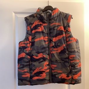 Womens Winter Reversible Puffy Vest Gun Metal Grey / Camouflage As New Size XL